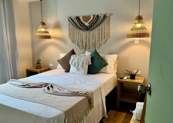 Luum Casa Hotel Manila