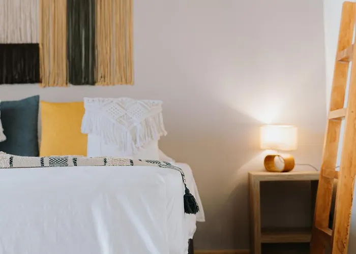 Luum Casa Hotel Manila